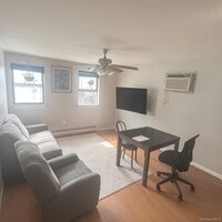 Building Photo - 23 Reeve Pl