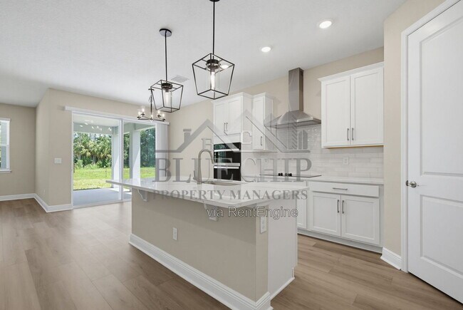 Building Photo - 1213 Pampus Dr