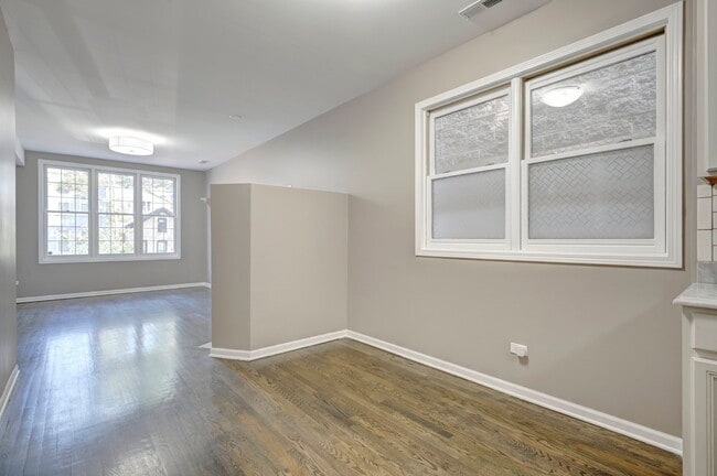 Building Photo - 1444 N Campbell Ave