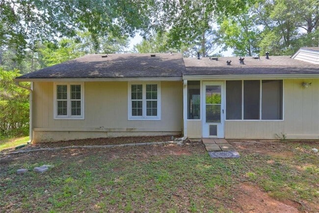 Building Photo - 100 Morgans Turn