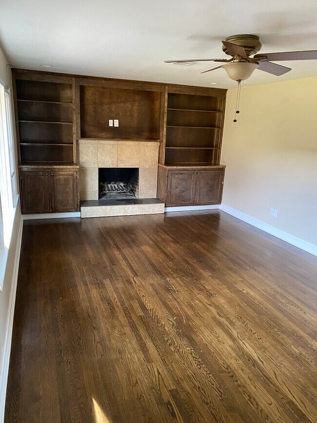 Building Photo - 550 Leesville Rd