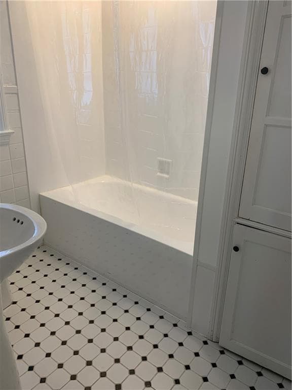 Building Photo - 6401 Central Ave