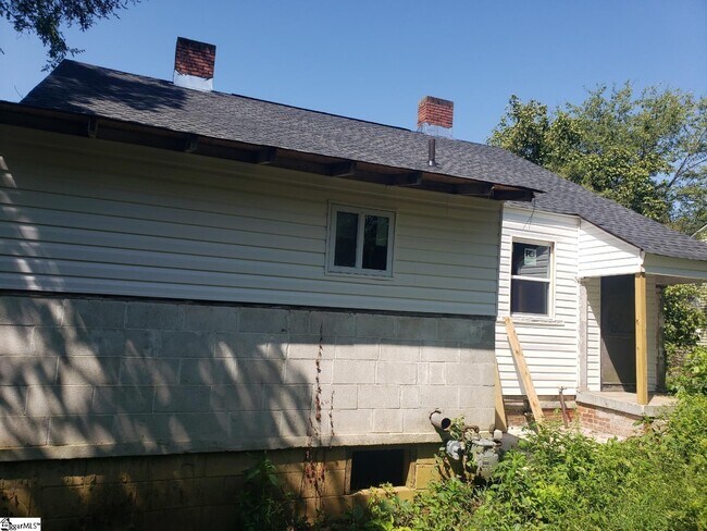 Building Photo - 518 Pickens St