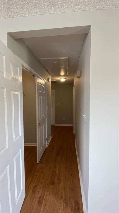 Building Photo - 3 Bedrooms 2 Bath House