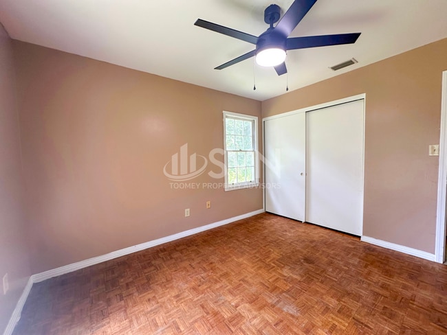 Building Photo - 313 Vanderbilt Dr