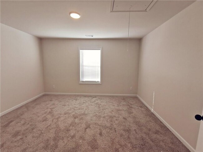 Building Photo - 38 Longhorn Wy