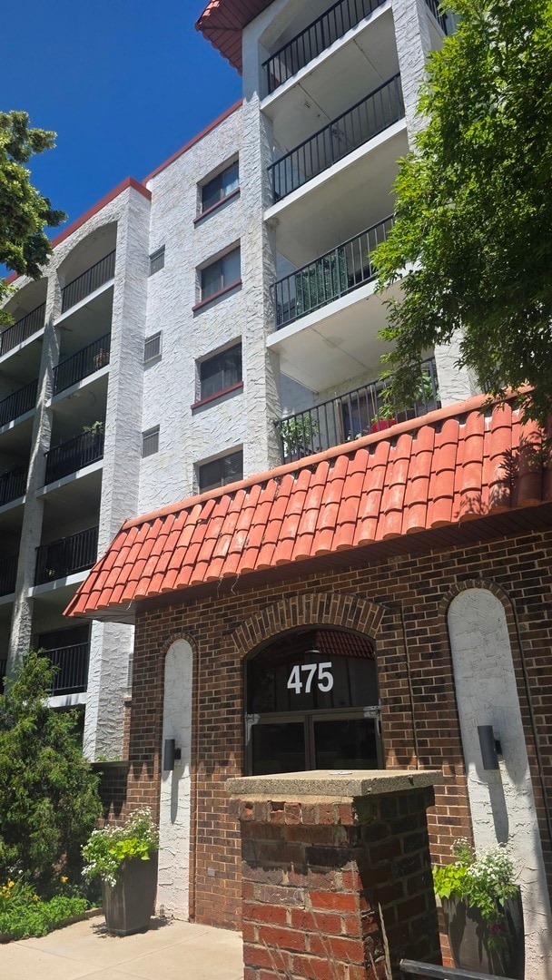 Building Photo - 475 Plum Creek Dr