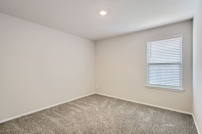 Building Photo - 14607 Blackbrush Mnr
