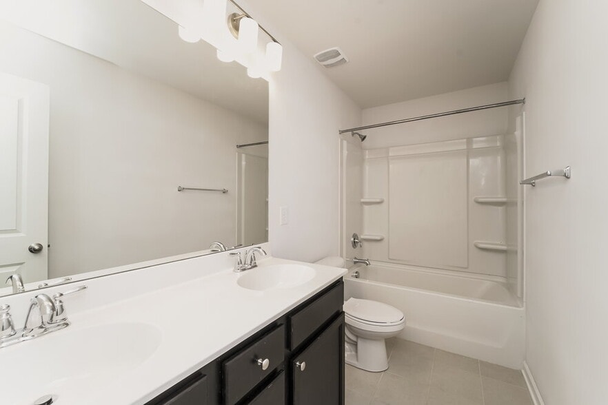 Building Photo - 4335 Drifter Dr