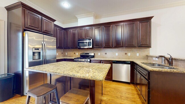 Building Photo - 2540 Prospect St