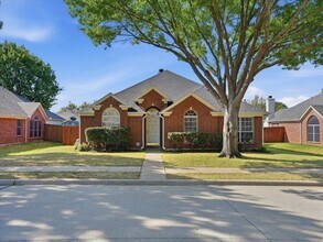 Building Photo - 1316 Pelham Ln