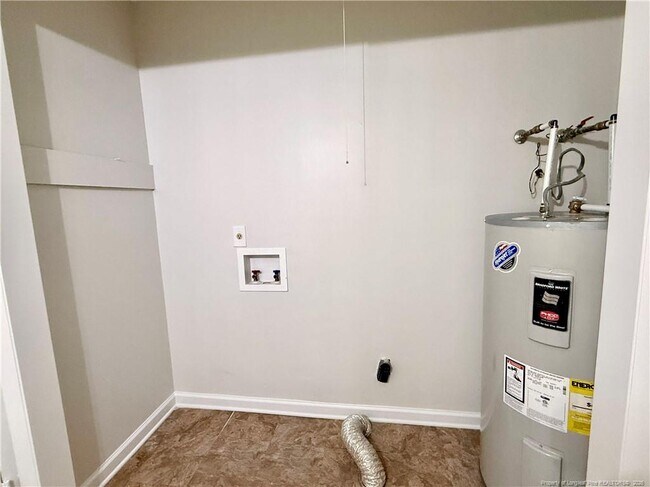 Building Photo - 6868 Candlewood Dr