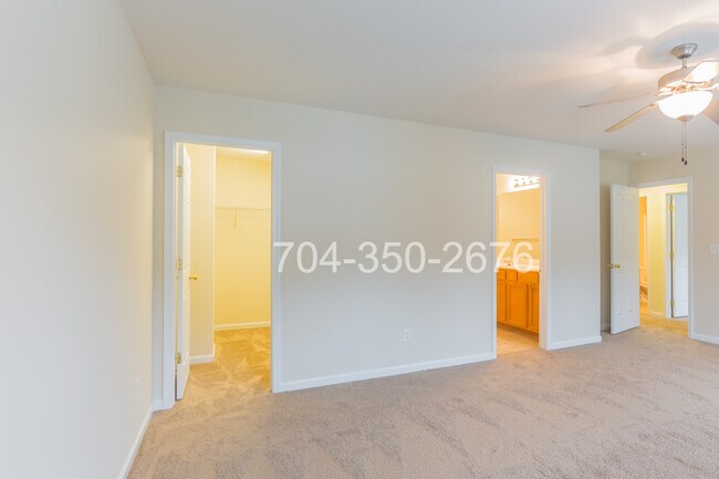 Building Photo - 1941 Pheasant Glen Rd