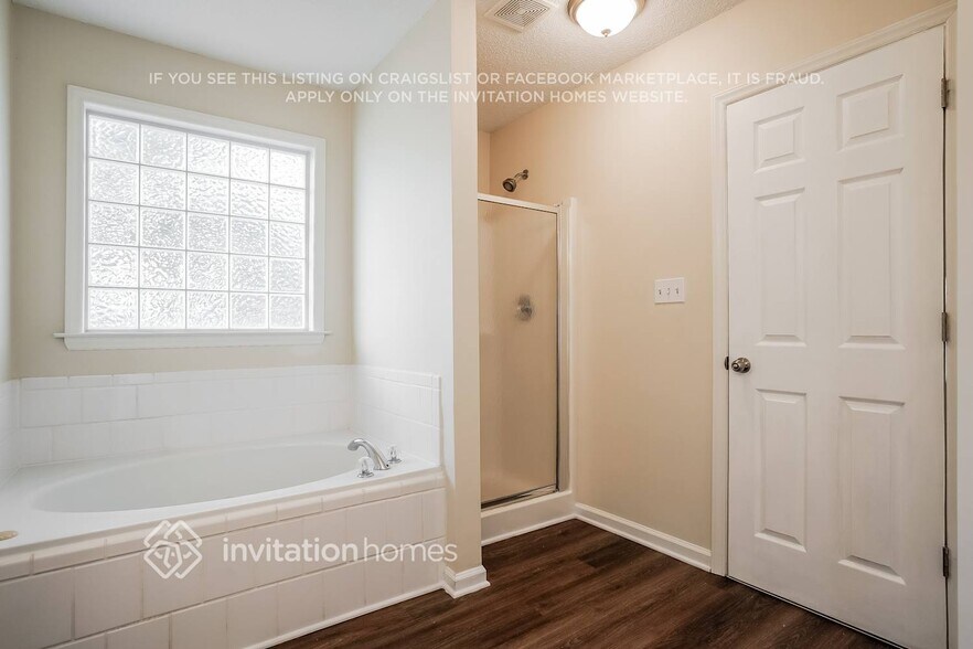 Building Photo - 508 Zircon Ln