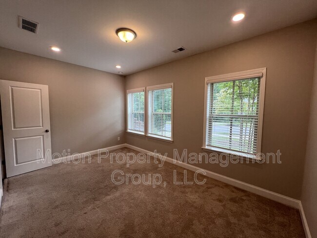 Building Photo - 3878 Via Sesi Ln
