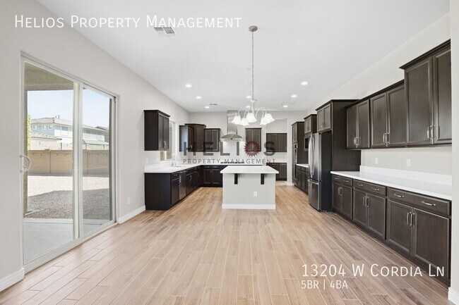 Building Photo - 13204 W Cordia Ln