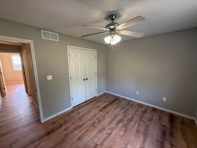 Building Photo - 4006 Snowy Owl Dr