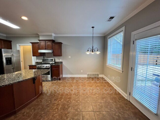 Building Photo - 137 W Porter Run Dr