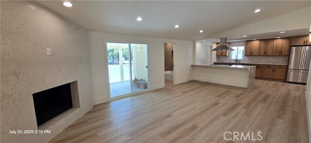 Building Photo - 3024 Sonrisa Dr