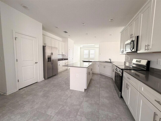 Building Photo - 1966 Winnie Ct.