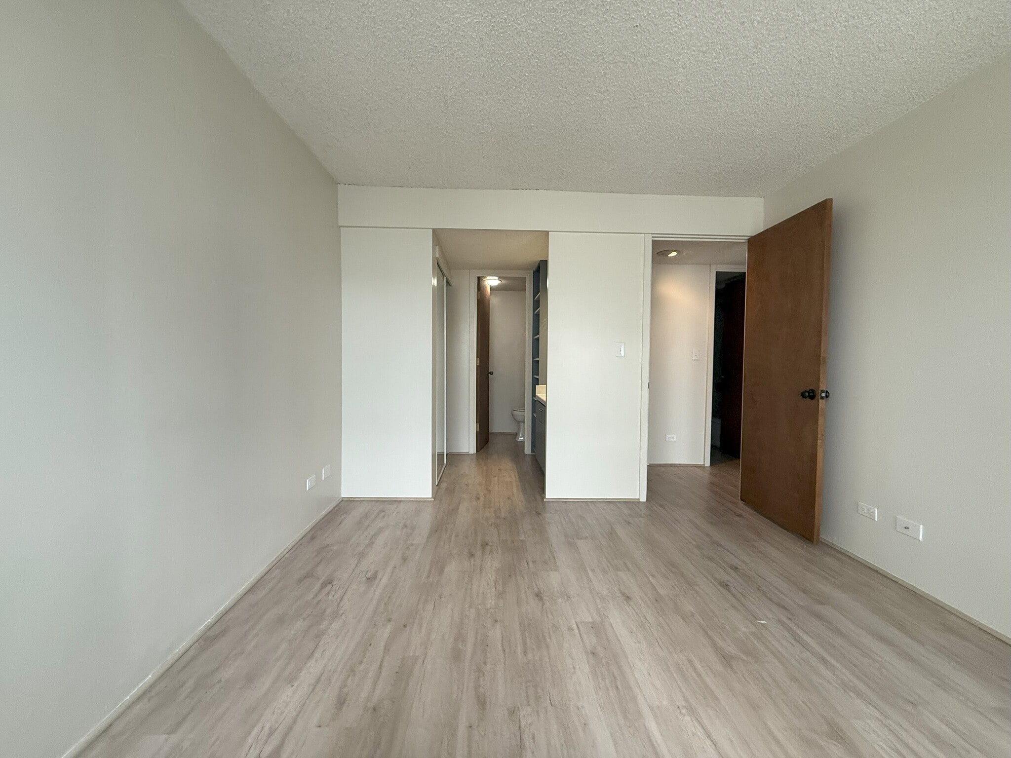 Master Bedroom - 1621 Dole St
