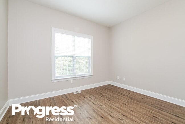 Building Photo - 253 Keller Dr