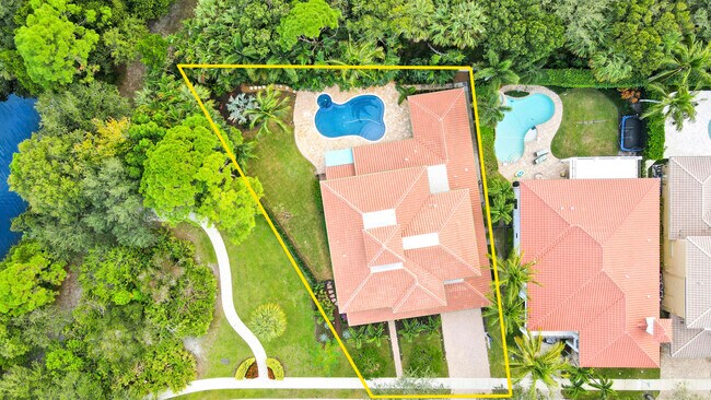 Building Photo - 142 Segovia Way