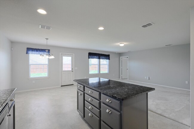 Building Photo - 1613 Waggoner Dr