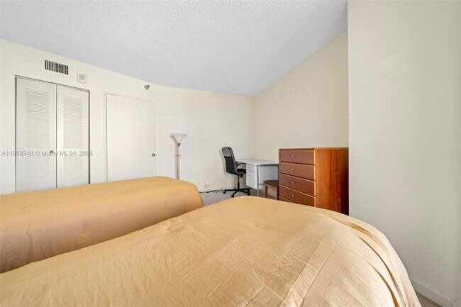 Building Photo - 3400 NE 192 St