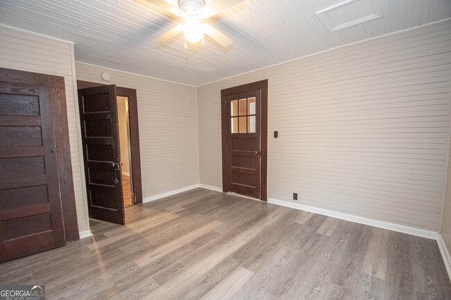 Building Photo - 65 Bradfield Dr