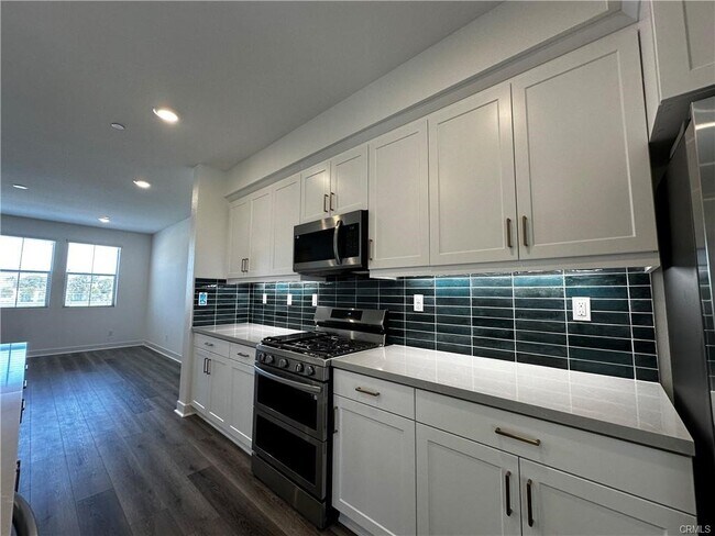 Building Photo - 5019 Belmont Ln