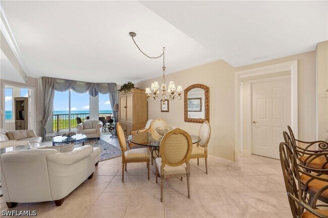 Building Photo - 7117 Pelican Bay Blvd