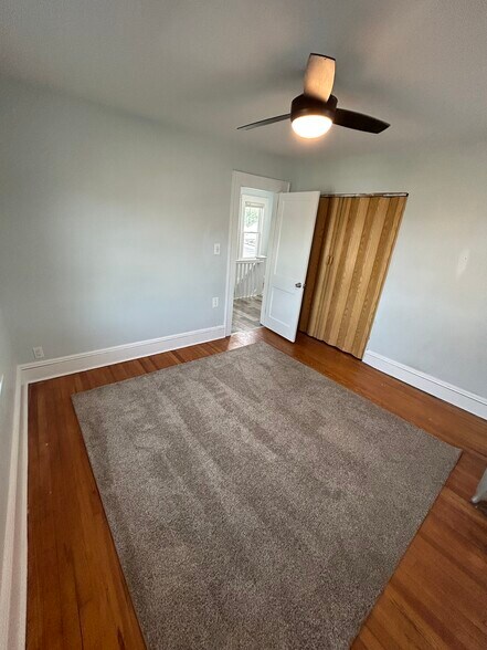 Building Photo - 534 Park Pl