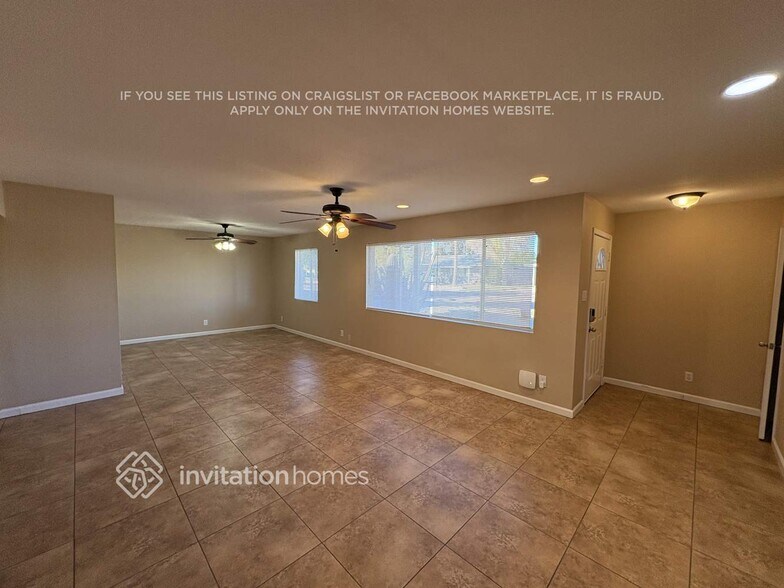 Building Photo - 2315 W St John Rd