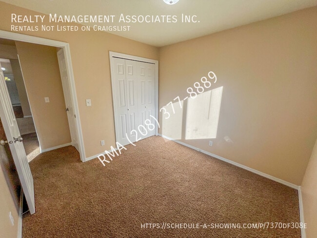 Building Photo - 9887 W Mesquite Ct