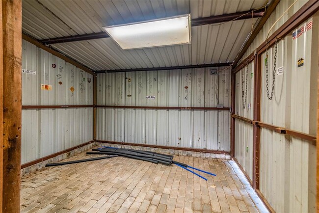 Building Photo - 306 Homesite Rd