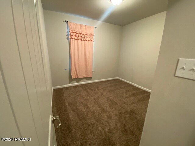 Building Photo - 616 Vert Dr