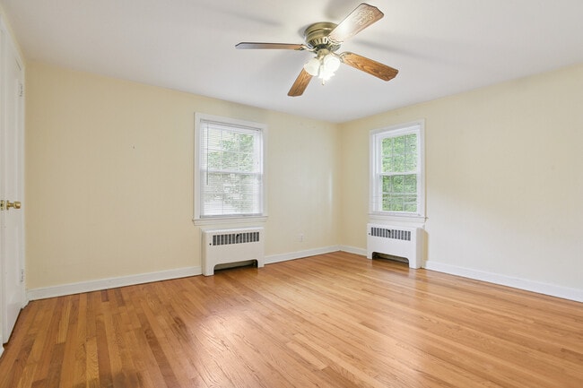 Building Photo - 1110 Trout Brook Dr