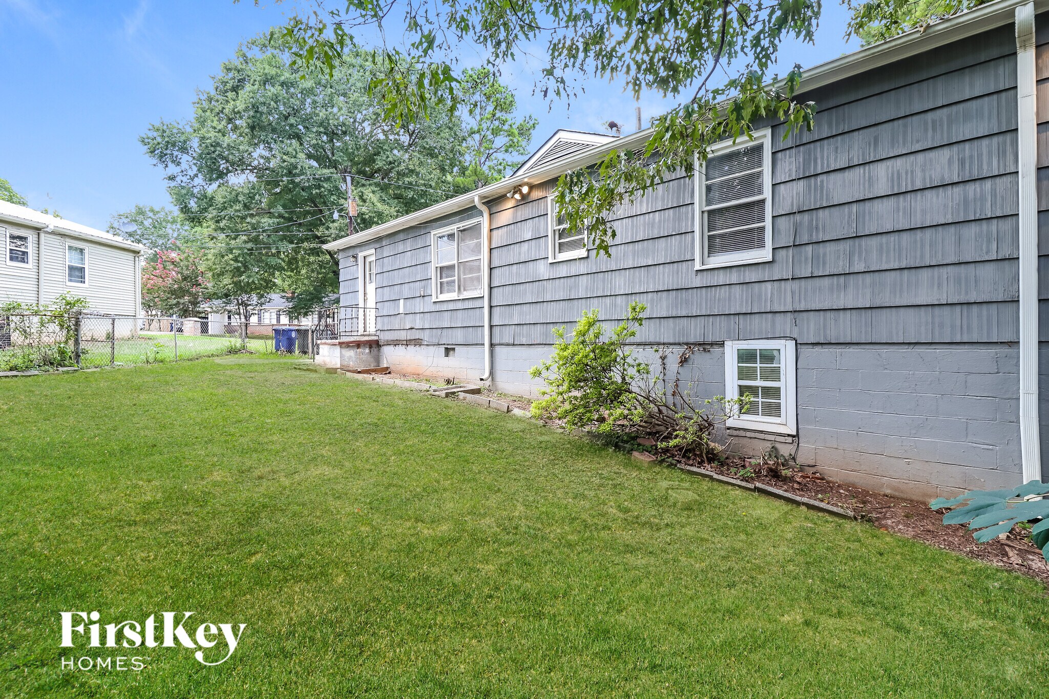 Building Photo - 337 Mignon Ave
