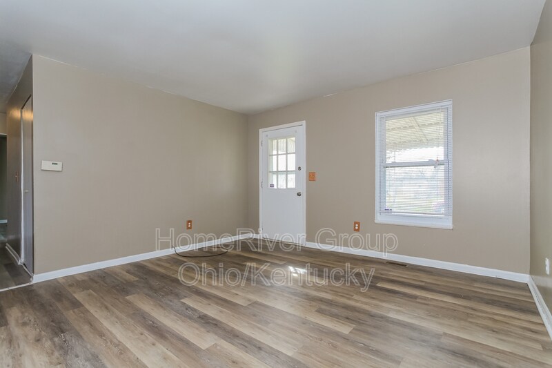 Building Photo - 10040 Sturgeon Ln