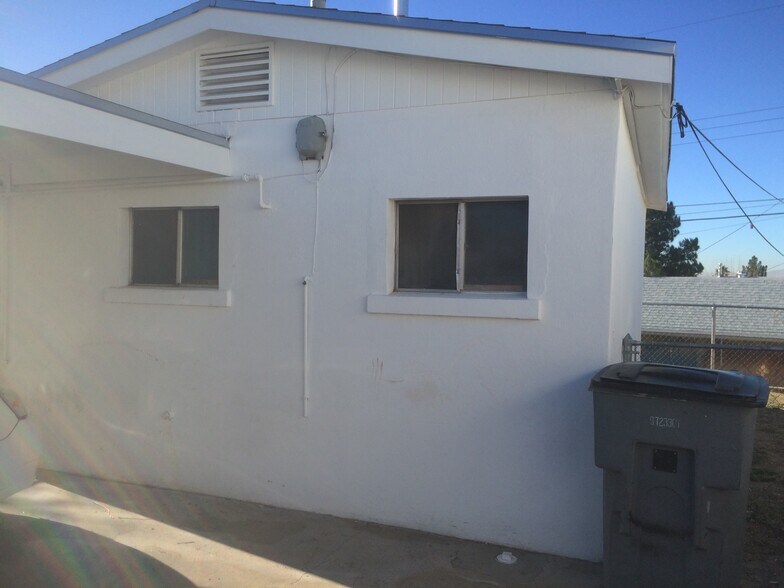 Building Photo - 7772 Ranchland Dr
