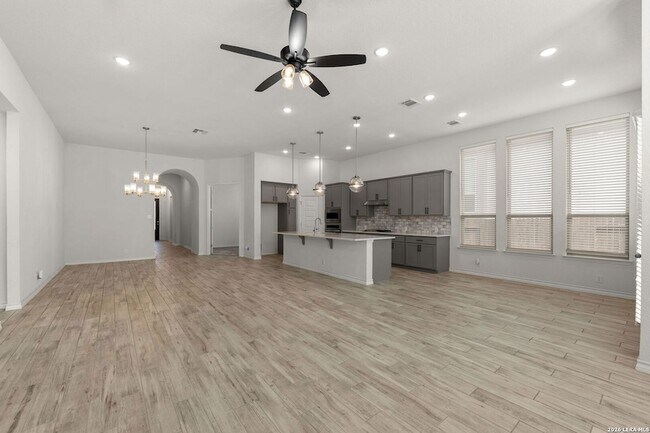 Building Photo - 1732 Doubleday Ln