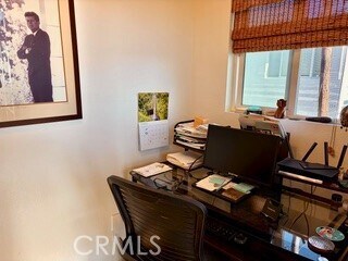 Building Photo - 4216 Ocean Dr