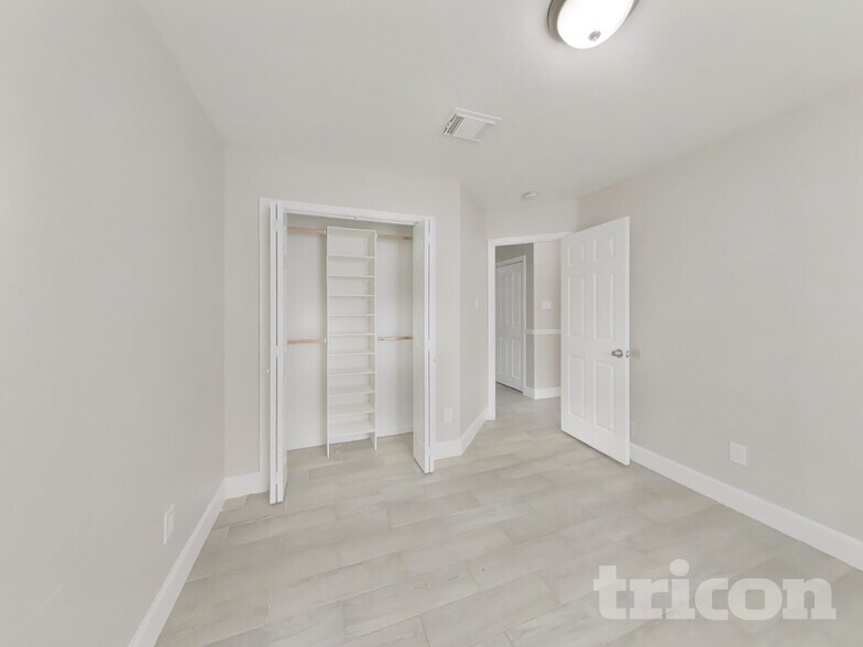 Building Photo - 19111 Deep S Ct