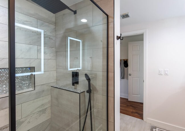 Building Photo - 11790 St Andrews Place