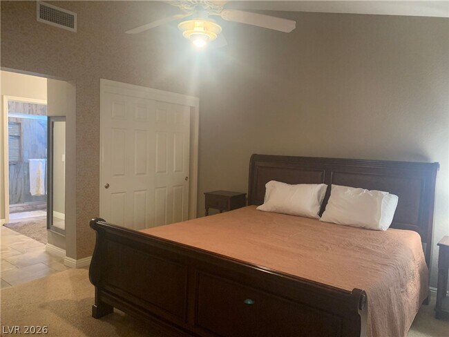 Building Photo - 2924 Crown Ridge Dr