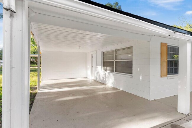 Building Photo - 6507 N 30th St