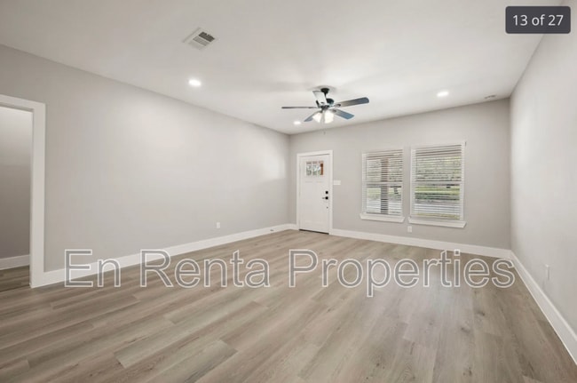 Building Photo - 3329 Hemphill St