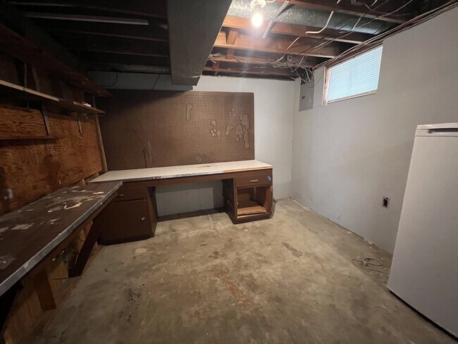 Building Photo - 2075 Grants Pkwy