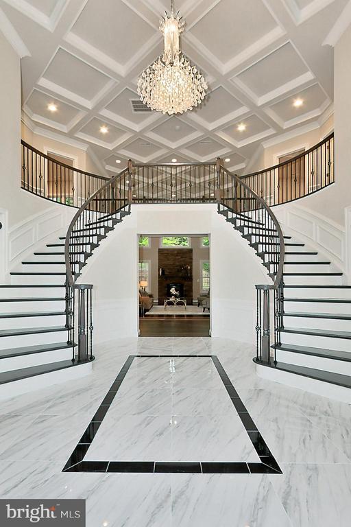 Building Photo - 6526 Dearborn Dr
